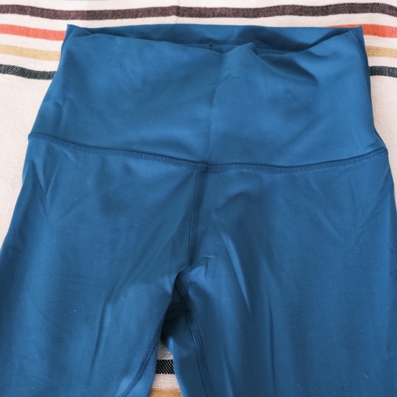 Lululemon sz 4 wunder train HR - Picture 2 of 6